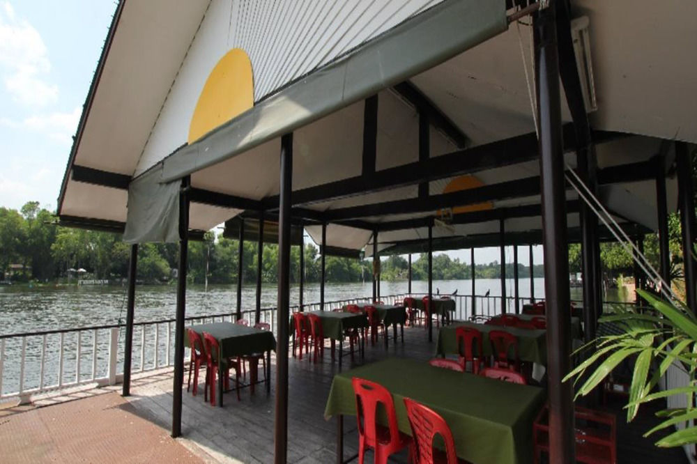 Aajam Riverfront Rooms Καντσαναμπούρι Εξωτερικό φωτογραφία