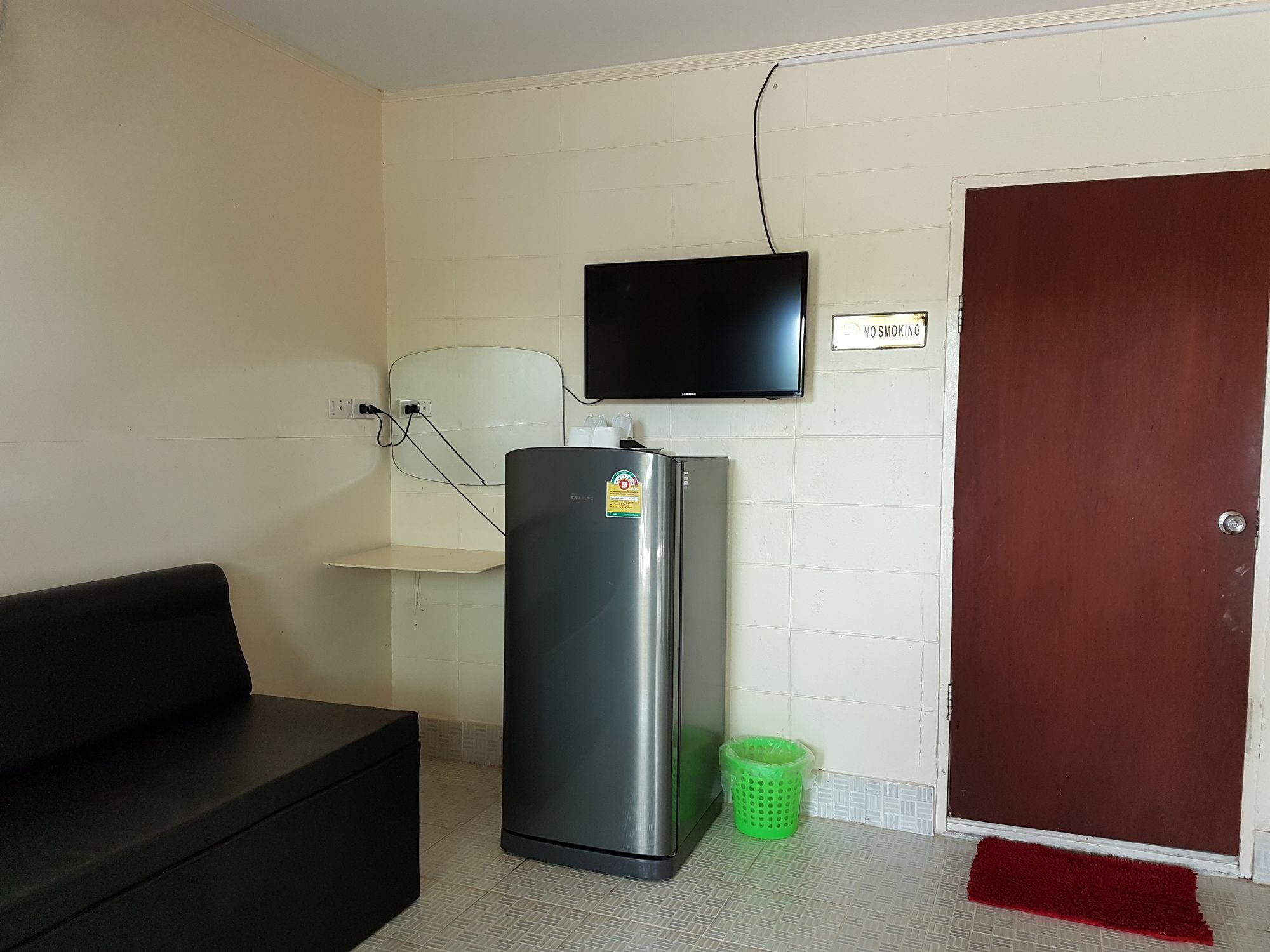 Aajam Riverfront Rooms Καντσαναμπούρι Εξωτερικό φωτογραφία