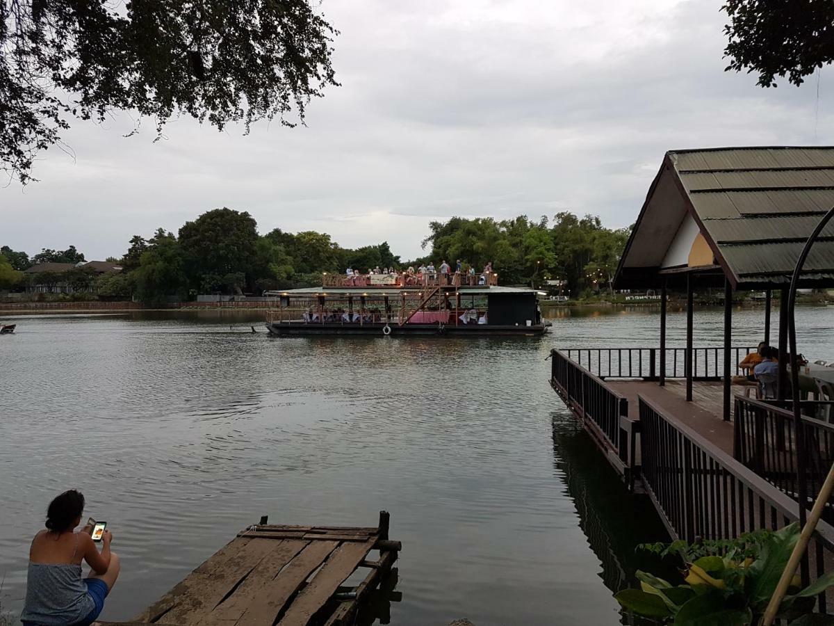 Aajam Riverfront Rooms Καντσαναμπούρι Εξωτερικό φωτογραφία